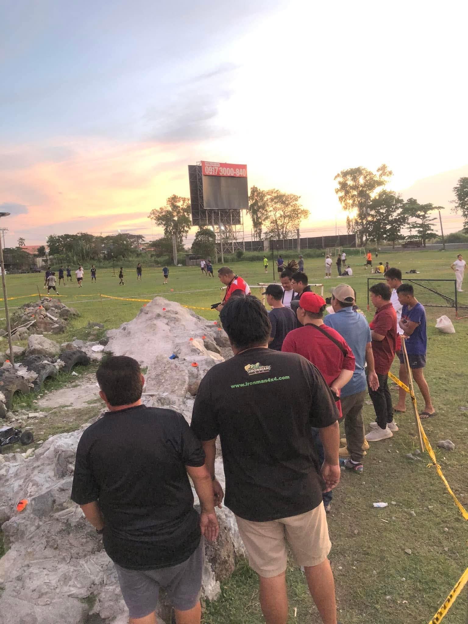 Crowd gathered at Draggerfest South competition at AYRC Bacolod at sunset