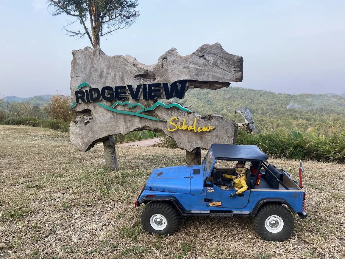 Scale Trail Truck